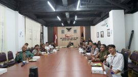 Diskusi Kepariwisataan di Ruang Rapat Florata, Kantor BPOLBF.