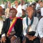 Tua Gendang (Tua Adat) kampung Pela Bapak Raimundus Labut (tengah) Jas hitam. Saat diwawancara oleh sejumlah awak Media dihalaman Polres Manggarai Barat pada, Jumaat 16/01/2026 sore 