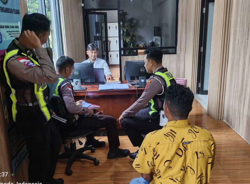 Berkas perkara seorang sopir Minibus yang menabrak Balita di Ra'ong sudah dilimpahkan ke Kejaksaan Mabar 