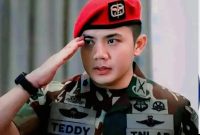 Seskab Letnan Kolonel Teddy Indra Wijaya.