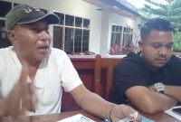 Kuasa Hukum Zakarudin, Aldri Dalton Ndolu, S.H. Saan Konfrensi Pers di Labuan Bajo pada Sabtu, 21/02/2026 malm.