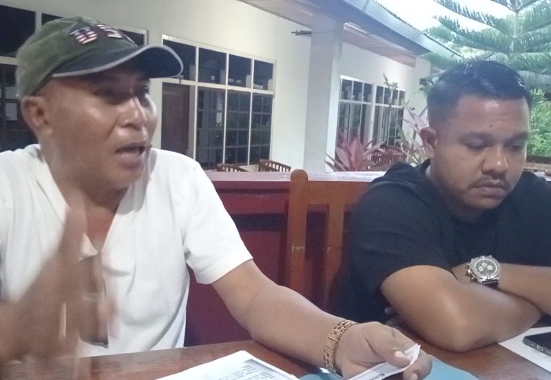 Kuasa Hukum Zakarudin, Aldri Dalton Ndolu, S.H. Saan Konfrensi Pers di Labuan Bajo pada Sabtu, 21/02/2026 malm.