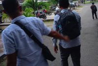 Samaila, Kades Golo Mori Enggan berkomentar banyak usai Keluar dari ruang pemeriksaan Polres Mabar pada Kamis, (5/3/26).