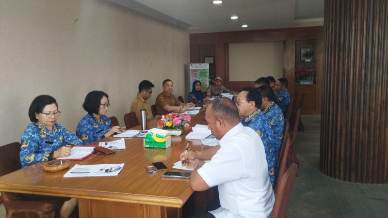 Densus 88 melaksanakan Pertemuan yang berlangsung di ruang kerja Sekretaris Daerah Kabupaten Manggarai.