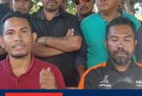 Kuasa Hukum dari AWSTAR, Sintus Jemali temui sejumlah awak media usai Klienya di Periksa oleh Penyidik Polres Manggarai Barat.
