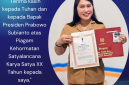 Kepala Dinas Ketahanan Pangan dan Perikanan Kabupaten Manggarai Barat, Fatincy Reynilda, menerima Penghargaan Tanda Kehormatan Satyalancana Karya Satya XX.