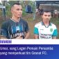 Umar, didampingi sang Coach Granat FC, Zaidul Muksim saat ditemui media usai pertandingan di lapangan Noa, desa Golo Ndoal.
