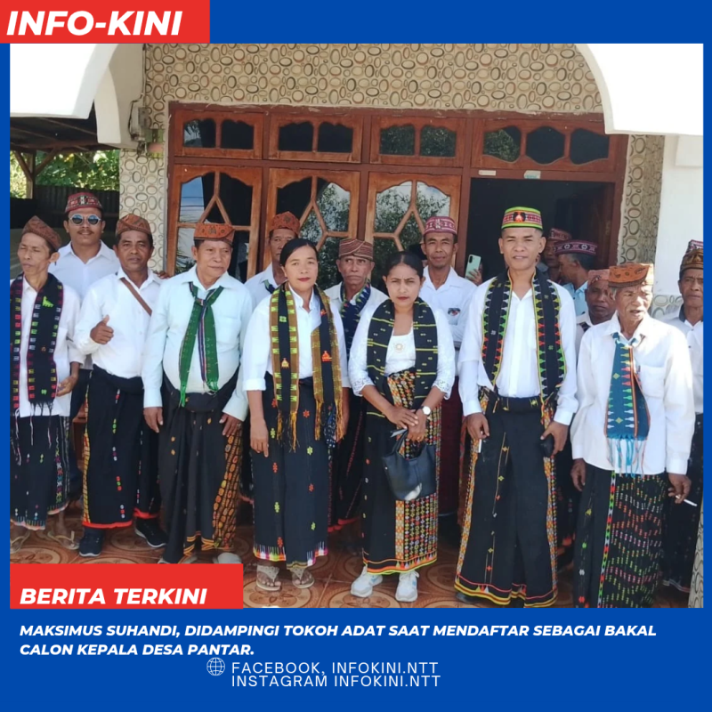 Tokoh adat dampingi proses pendaftaran bakal calon Kades Maksimus Suhandi.
