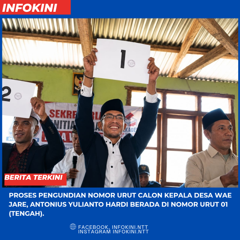 Lian Hardi saat menunjukan Nomor Urut 01 Pada Proses Undian Nomor Urut Calon Kepala Desa Wae Jare.