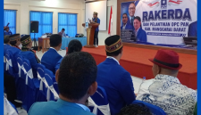 Ahmad Yohan, Ketua DPW PAN – NTT saat Sambutan pada RAKERDA dan Pelantikan DPC PAN Manggarai Barat.