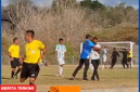 Oknum Anggota PSSI Mabar, menghajar Wasit di Stadion Ora Flobamora.