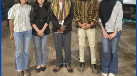 Muhamad Sutar, Kepala Desa Tiwu Nampar bersama Mahasiswa KKN UM Kupang.