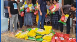 Hasanudin, Ketua DPD Perindo Mabar, Salurkan paket bantuan kepada warga terdampak di Desa Nampar Macing.
