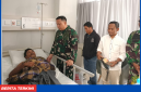 Usai Insiden dua Anggota TNI Pukul Warga di Rangko, Dandim 1630 Mabar jenguk Korban di RS. Siloam.