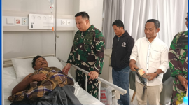 Usai Insiden dua Anggota TNI Pukul Warga di Rangko, Dandim 1630 Mabar jenguk Korban di RS. Siloam.