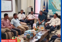 Insiden Kapal Tenggelam di Labuan Bajo, Sergius Tri Deddy, S.IP, menilai kondisi ini sangat memprihatinkan. (foto saat Audiensi dengan KSOP).